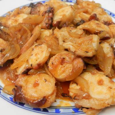 Pulpo encebollado Receta de Carmem- Cookpad