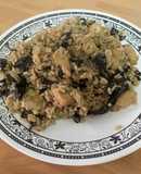 Arroz con pollo y setas "trompeta negra"