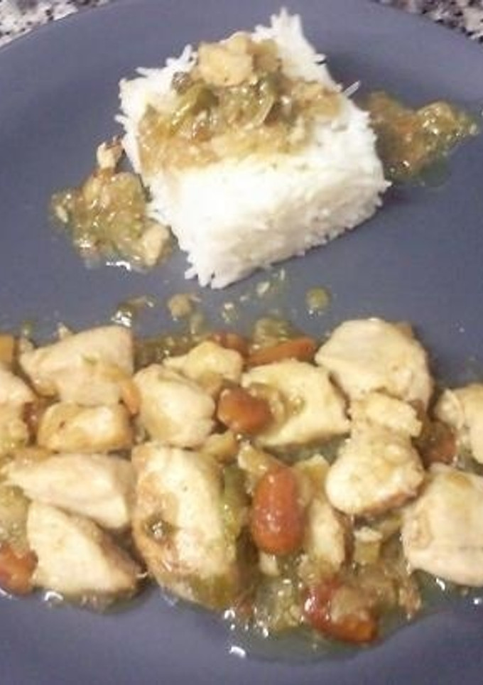 Una foto de Pollo con almendras