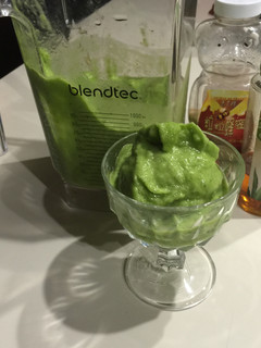 Una foto de "Gelato" Piña y Espinaca 