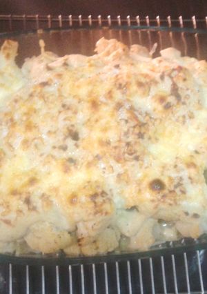 Una foto de Coliflor con jamón y queso gratinada