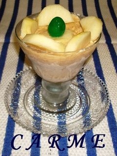 Una foto de Mousse de pera al caramelo