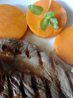 Una foto de Bife angosto de ternera u ojo de bife grille