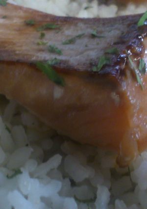 Una foto de Salmon marinado en Soja y Miel