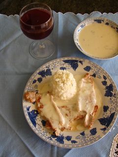 Una foto de Escalopines con salsa roquefort
