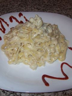 Una foto de Fideos con coliflor
