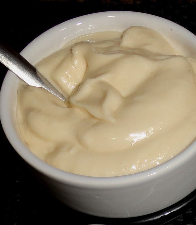 Una foto de Mayonesa casera al ajo