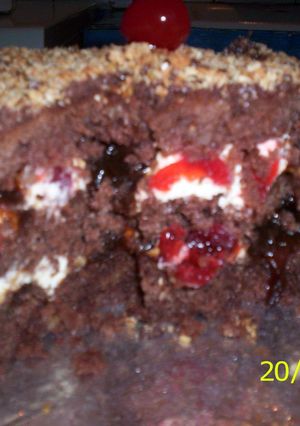 Una foto de Selva negra diferente con mermelada ácida