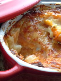 Una foto de Gratinado de boniato con zanahorias y queso azul
