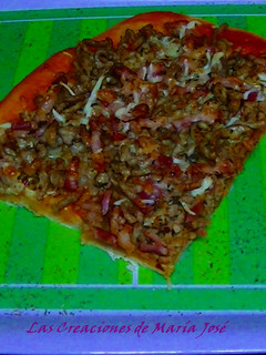 Una foto de Pizza de carne y chimichurri