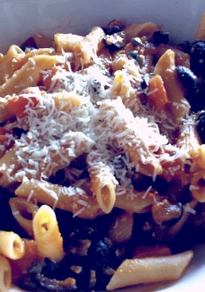 Una foto de Penne ala Puttanesca