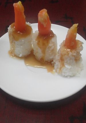 Foto principal de Sushi fantasía semidulce con zanahorias. Apto celíacos y alérgicos