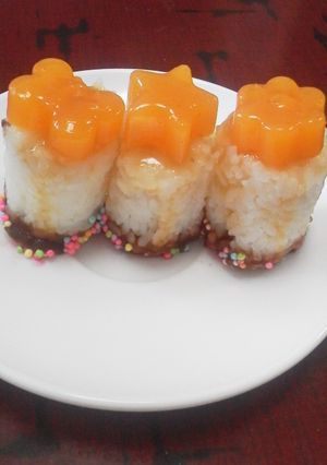 Foto principal de Sushi dulce fantasía con gelatina de zanahoria. Apto celiacos y alergicos.