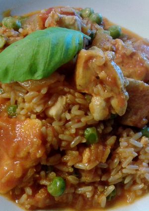 Una foto de Arroz con pollo paso a paso de cuchara