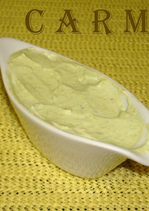 Una foto de Salsa de aguacate
