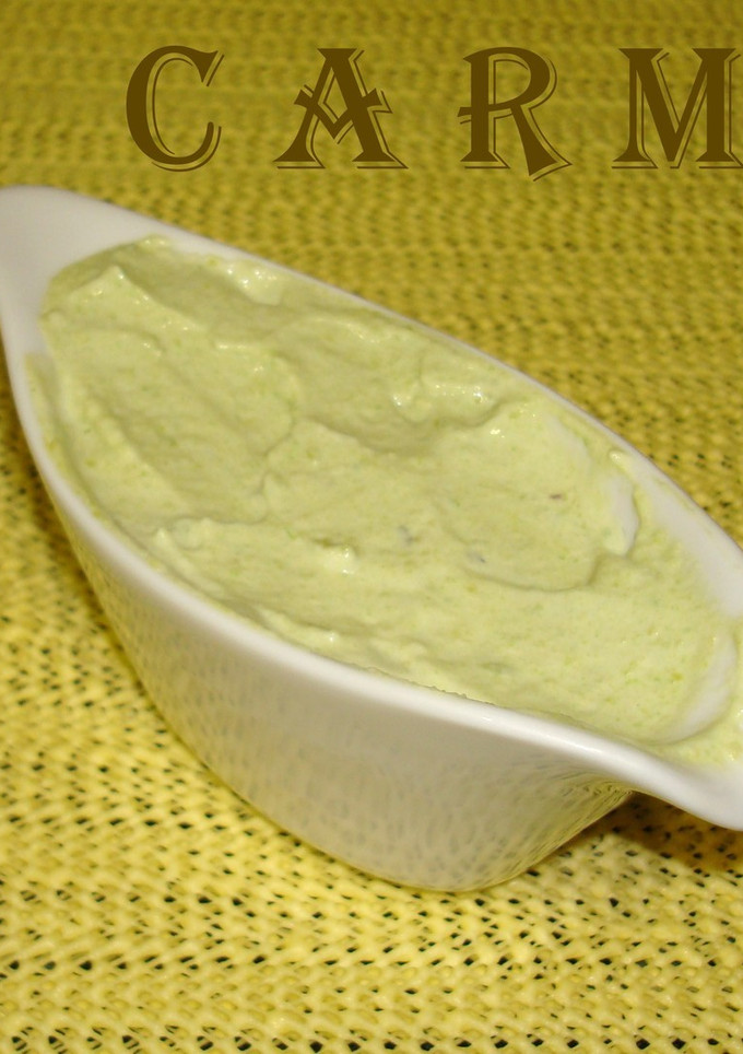 Una foto de Salsa de aguacate