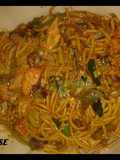 Tallarines con salsa de soja