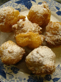 Una foto de Buñuelos de viento sin rellenar