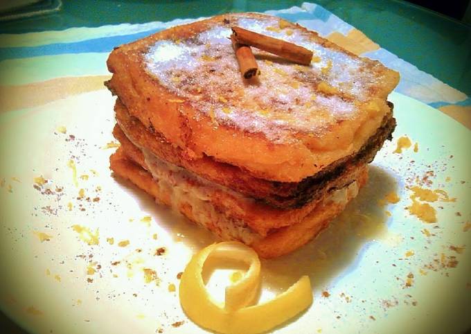 Foto principal de Tarta de torrijas con queso Mascarpone