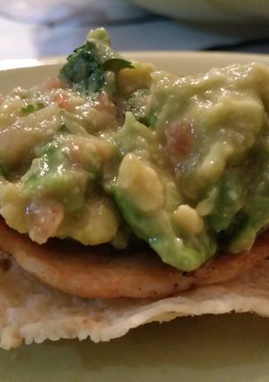 Una foto de Montadito de pollo crujiente