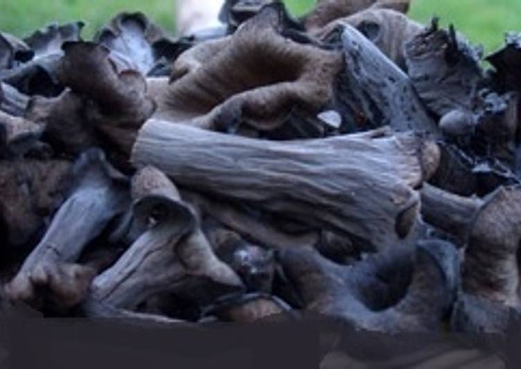 Helado de trompetas de la muerte