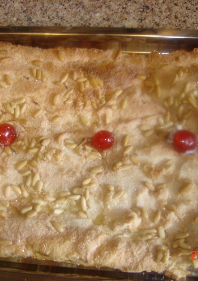 Una foto de Coca de crema de San Juan (de Llavaneras)