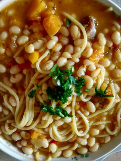 Una foto de Porotos sureños