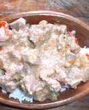 Chivito al coco en olla de barro (a leña)