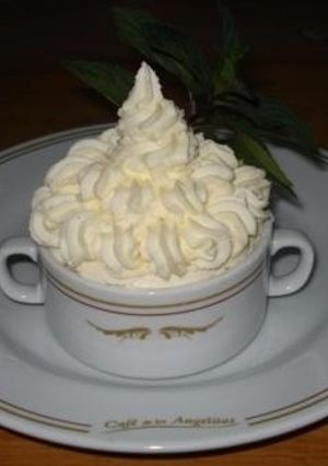Una foto de Crema chantilly original