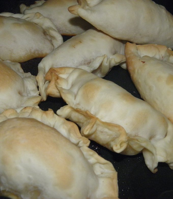 Una foto de Rellenos (5) para empanadas sin carne
