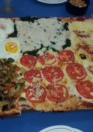 Una foto de Superpizza en horno de barro