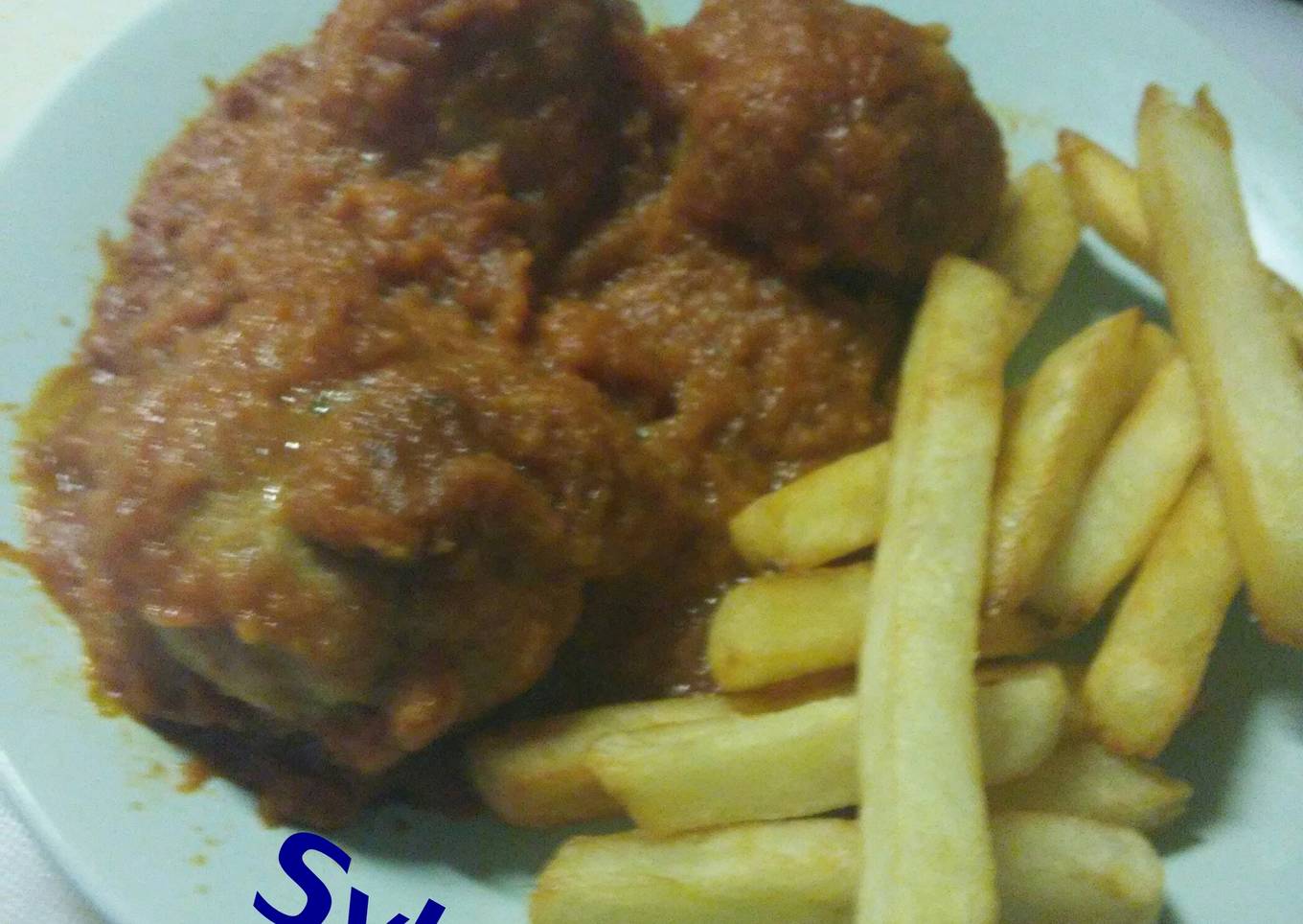 Albóndigas en salsa de tomate