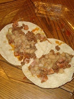 Una foto de Tacos de carne molida