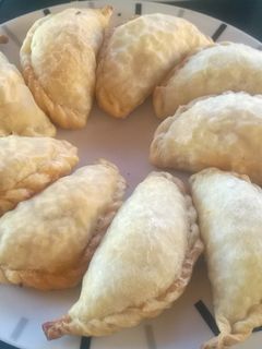 Una foto de Empanadas de atún en lata