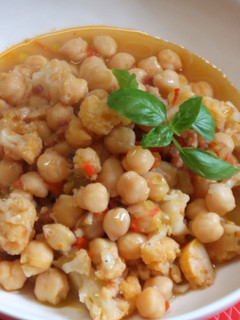 Una foto de Guisote de garbanzos