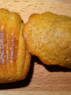 Una foto de Madeleines de café al aroma de vainilla y canela