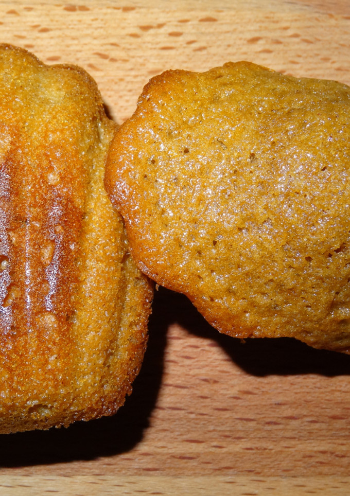 Una foto de Madeleines de café al aroma de vainilla y canela