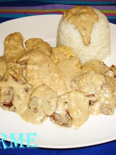 Una foto de Supremas de pollo y setas al whisky