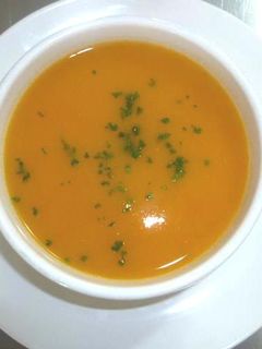 Una foto de Crema de zanahoria fácil