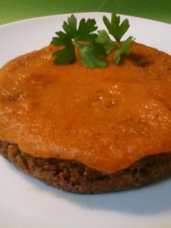 Una foto de Tortilla de brócoli en salsa de verduras al Jerez