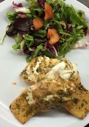 Una foto de Filete de salmón grillé