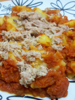 Una foto de Patatas al atún