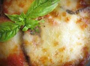 Una foto de Berenjenas a la parmesana al horno