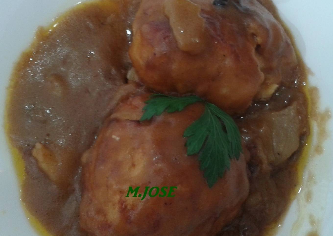 Patatas en puré rellenas con carne picada a lo pobre<br />