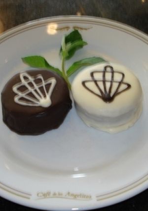Una foto de Alfajores tipo marplatense
