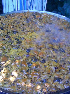 Una foto de Arroz con setas variadas, secreto ibérico y pluma ibérica