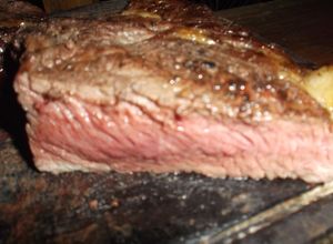 Una foto de Bifes de chorizo a la parrilla