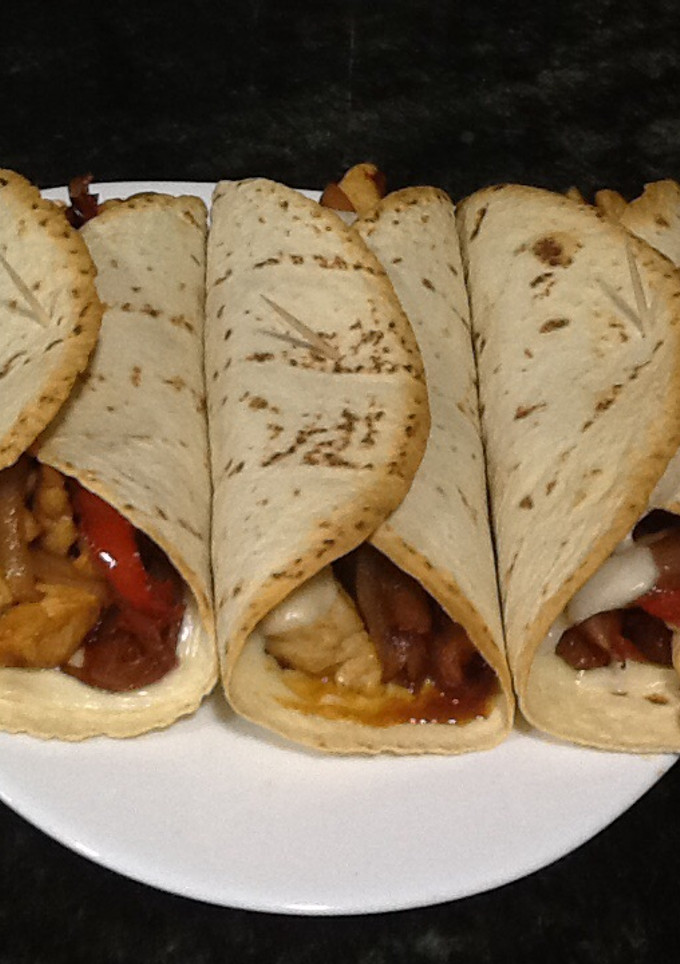 Una foto de Fajitas de pechuga de pollo al estilo de la iaia