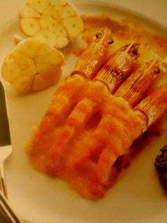 Una foto de Langostinos en salsa de all-i-oli