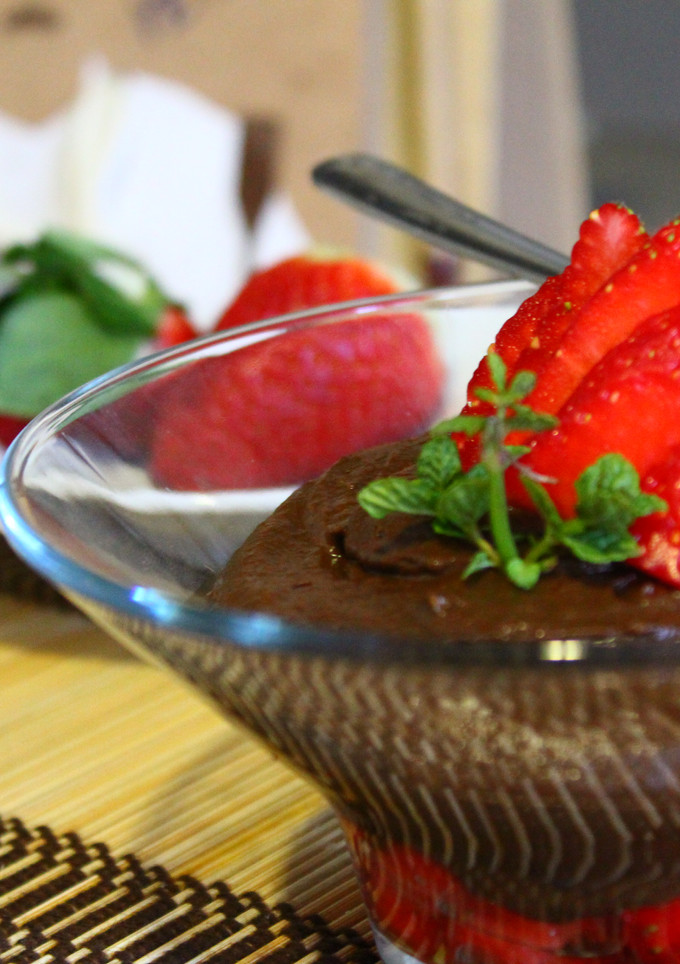 Una foto de Mousse de chocolate y aguacate